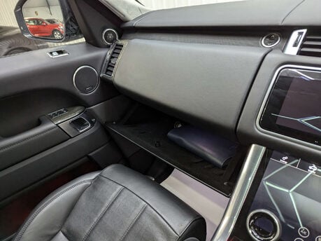 Land Rover Range Rover Sport 3.0 Range Rover Sport Autobiography Dynamic SDV6 Auto 4WD 5dr 93