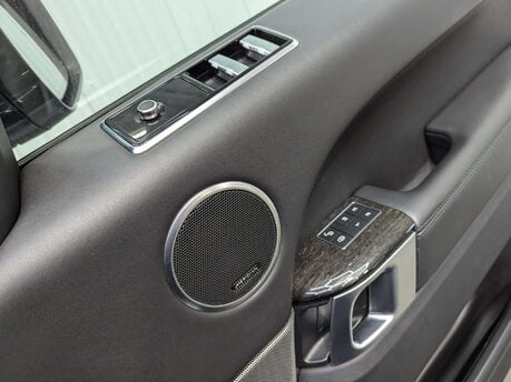 Land Rover Range Rover Sport 3.0 Range Rover Sport Autobiography Dynamic SDV6 Auto 4WD 5dr 79