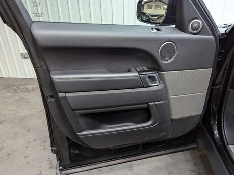 Land Rover Range Rover Sport 2.0 Range Rover Sport HSE P400e Auto 4WD 5dr 60