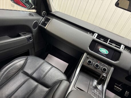 Land Rover Range Rover Sport 3.0 Range Rover Sport HSE Dynamic SDV6 Auto 4WD 5dr 45
