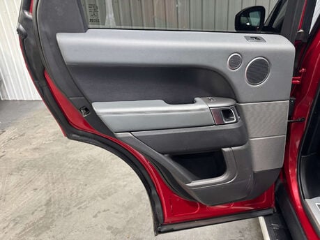 Land Rover Range Rover Sport 3.0 Range Rover Sport HSE Dynamic SDV6 Auto 4WD 5dr 69