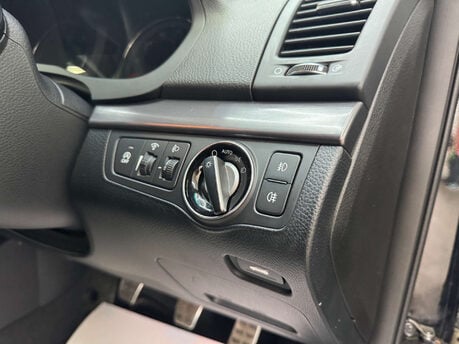 Hyundai i40 1.7 I40 Premium CRDI Blue Drive 4dr 78