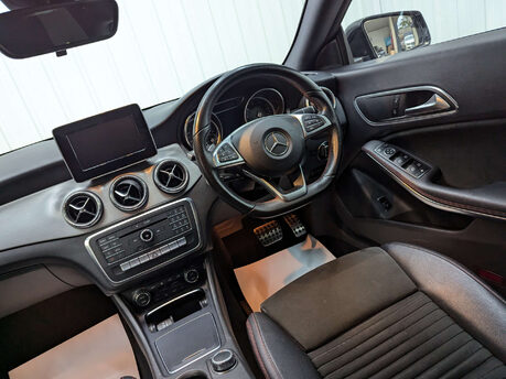 Mercedes-Benz CLA Class 1.6 CLA 180 AMG Line Auto 4dr 47