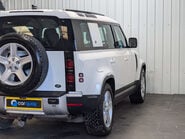 Land Rover Defender 2.0 Defender SE D Auto 4WD 5dr 36