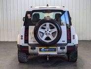 Land Rover Defender 2.0 Defender SE D Auto 4WD 5dr 37