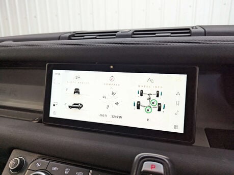 Land Rover Defender 2.0 Defender SE D Auto 4WD 5dr 89