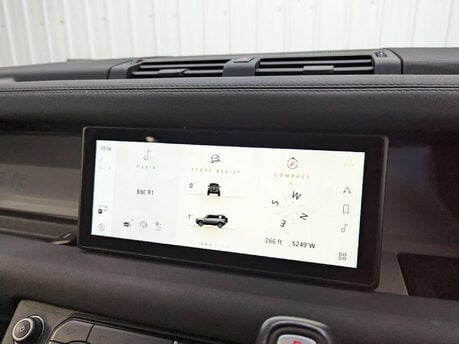 Land Rover Defender 2.0 Defender SE D Auto 4WD 5dr 87