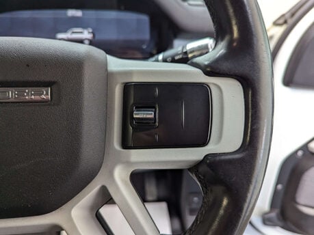 Land Rover Defender 2.0 Defender SE D Auto 4WD 5dr 75