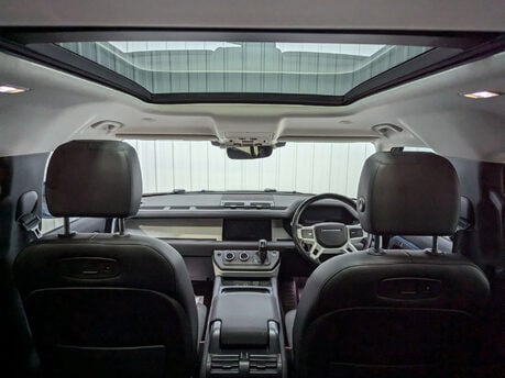 Land Rover Defender 2.0 Defender S D Auto 4WD 5dr 44