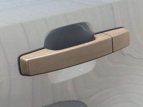 Land Rover Defender 2.0 Defender S D Auto 4WD 5dr 33