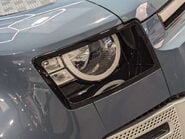 Land Rover Defender 2.0 Defender S D Auto 4WD 5dr 28