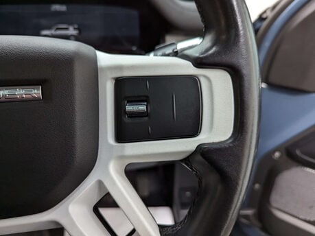 Land Rover Defender 2.0 Defender S D Auto 4WD 5dr 75