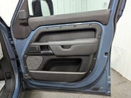 Land Rover Defender 2.0 Defender S D Auto 4WD 5dr 52