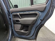 Land Rover Defender 2.0 Defender S D Auto 4WD 5dr 63