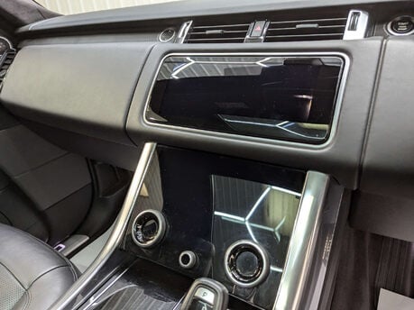Land Rover Range Rover Sport 2.0 Range Rover Sport HSE Dynamic P400e Auto 4WD 5dr 82