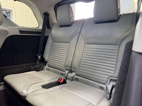 Land Rover Discovery 3.0 Discovery Luxury HSE TD6 Auto 4WD 5dr 69