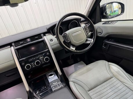 Land Rover Discovery 3.0 Discovery Luxury HSE TD6 Auto 4WD 5dr 44