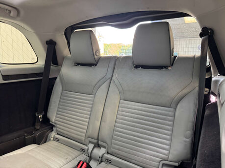 Land Rover Discovery 3.0 Discovery Luxury HSE TD6 Auto 4WD 5dr 68