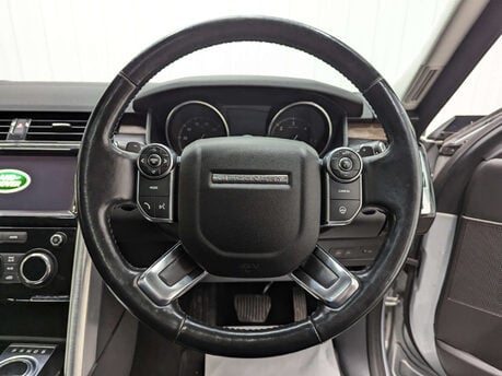 Land Rover Discovery 3.0 Discovery Luxury HSE TD6 Auto 4WD 5dr 76