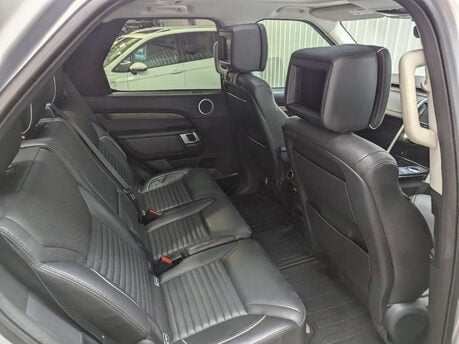 Land Rover Discovery 3.0 Discovery Luxury HSE TD6 Auto 4WD 5dr 59