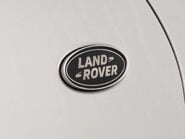 Land Rover Discovery 3.0 Discovery Luxury HSE TD6 Auto 4WD 5dr 32