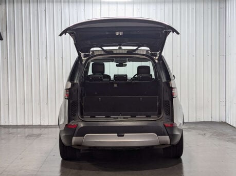 Land Rover Discovery 3.0 Discovery Luxury HSE TD6 Auto 4WD 5dr 44