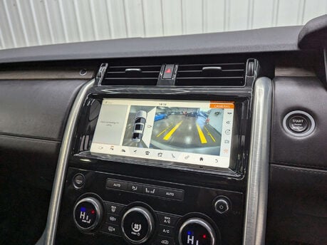 Land Rover Discovery 3.0 Discovery Luxury HSE TD6 Auto 4WD 5dr 92