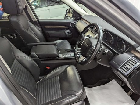 Land Rover Discovery 3.0 Discovery Luxury HSE TD6 Auto 4WD 5dr 48