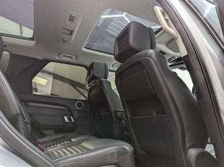Land Rover Discovery 3.0 Discovery Luxury HSE TD6 Auto 4WD 5dr 60