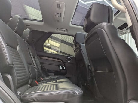 Land Rover Discovery 3.0 Discovery Luxury HSE TD6 Auto 4WD 5dr 62