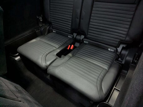 Land Rover Discovery 3.0 Discovery Luxury HSE TD6 Auto 4WD 5dr 71