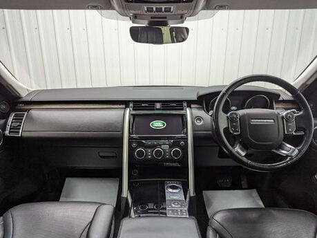 Land Rover Discovery 3.0 Discovery Luxury HSE TD6 Auto 4WD 5dr 2