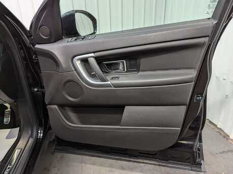 Land Rover Discovery Sport 2.0 Discovery Sport Landmark TD4 Auto 4WD 5dr 51