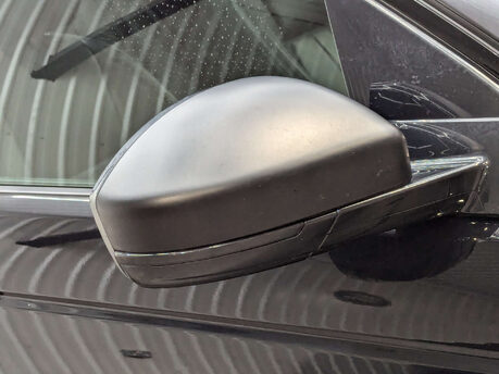 Land Rover Discovery Sport 2.0 Discovery Sport Landmark TD4 Auto 4WD 5dr 25