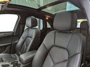 Porsche Macan 3.0 Macan S Semi-Auto 4WD 5dr 57