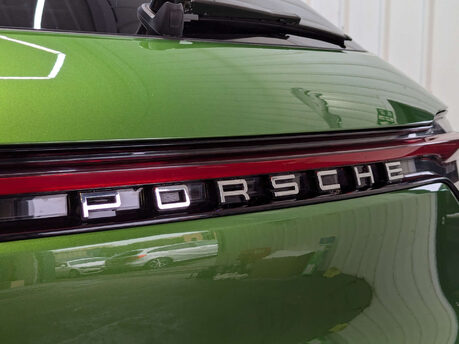 Porsche Macan 3.0 Macan S Semi-Auto 4WD 5dr 37