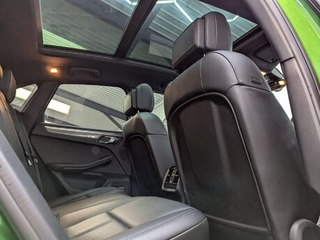 Porsche Macan 3.0 Macan S Semi-Auto 4WD 5dr 61