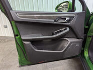 Porsche Macan 3.0 Macan S Semi-Auto 4WD 5dr 59