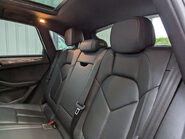 Porsche Macan 3.0 Macan S Semi-Auto 4WD 5dr 68