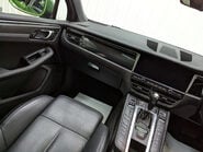 Porsche Macan 3.0 Macan S Semi-Auto 4WD 5dr 46