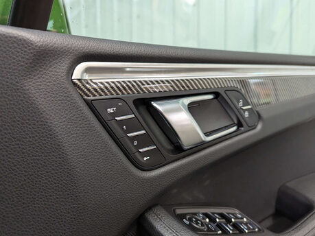 Porsche Macan 3.0 Macan S Semi-Auto 4WD 5dr 81