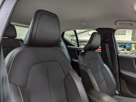 Volvo XC40 2.0 XC40 Momentum D3 5dr 52
