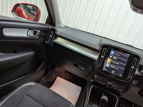 Volvo XC40 2.0 XC40 Momentum D3 5dr 47