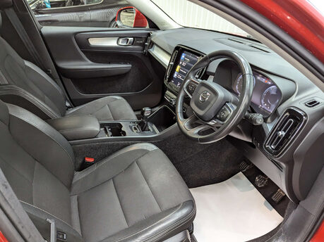 Volvo XC40 2.0 XC40 Momentum D3 5dr 50