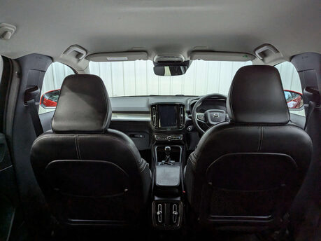 Volvo XC40 2.0 XC40 Momentum D3 5dr 46