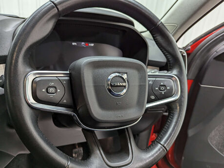 Volvo XC40 2.0 XC40 Momentum D3 5dr 78