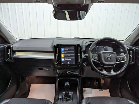 Volvo XC40 2.0 XC40 Momentum D3 5dr 2