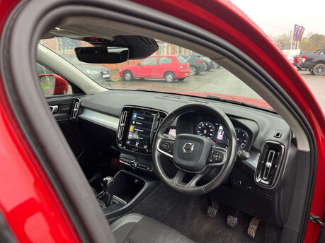 Volvo XC40 2.0 XC40 Momentum D3 5dr 3