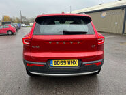 Volvo XC40 2.0 XC40 Momentum D3 5dr 11