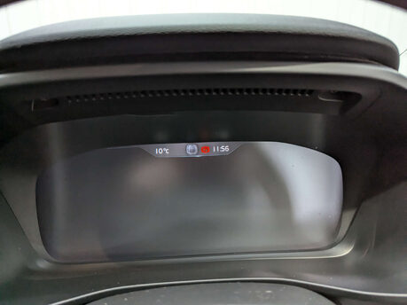 Volvo XC40 2.0 XC40 Momentum D3 5dr 76